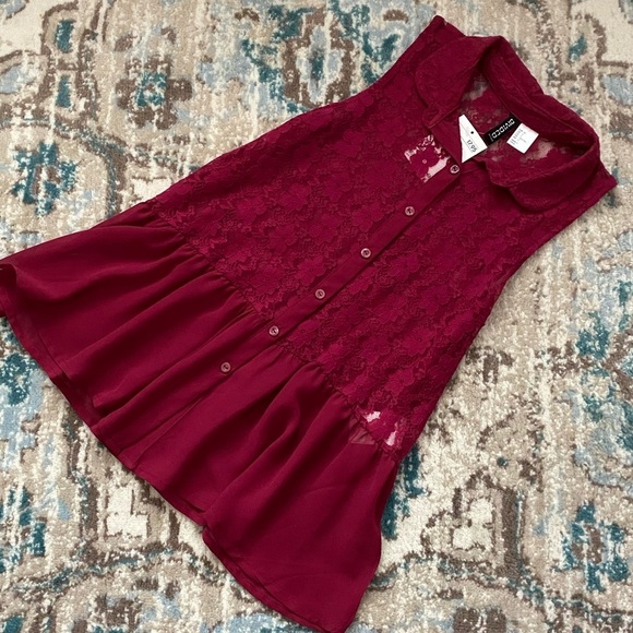 🦋5/$25 DIVIDED by H&M Lace Button Up Halter Tank - Picture 5 of 8